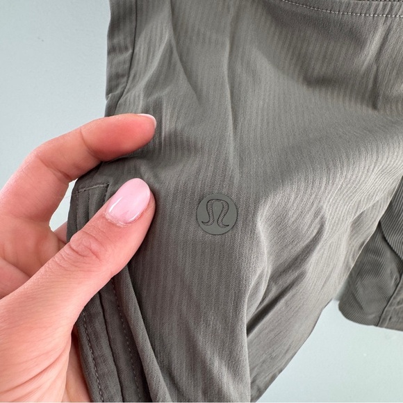 Lululemon Beyond the Studio Crop - Picture 10 of 12
